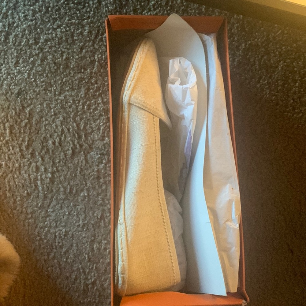 Ladies shoes